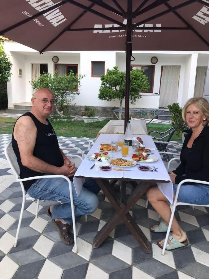 Hotel Vila Cano Durrës Zewnętrze zdjęcie